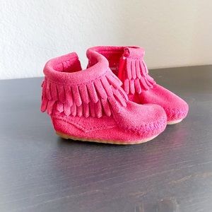 Minnetonka Moccasin boots